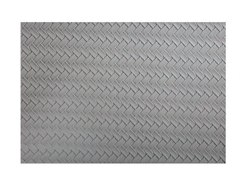 Table Accents Leather Look Placemat 43x30cm Grey Plait 4 Table Accents Leather Look Placemat 43x30cm Grey Plait - Image 2
